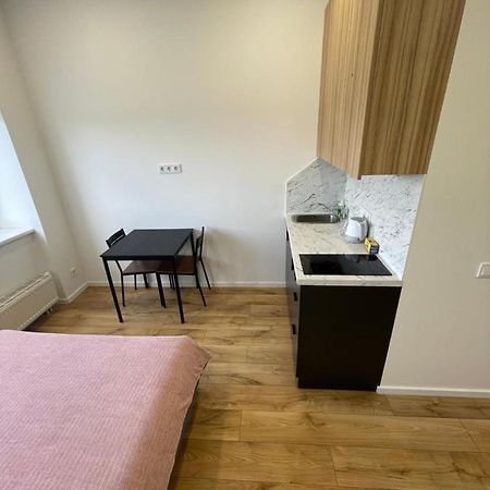 Airport Apartment 22 Self Check-In Vilnius Bagian luar foto