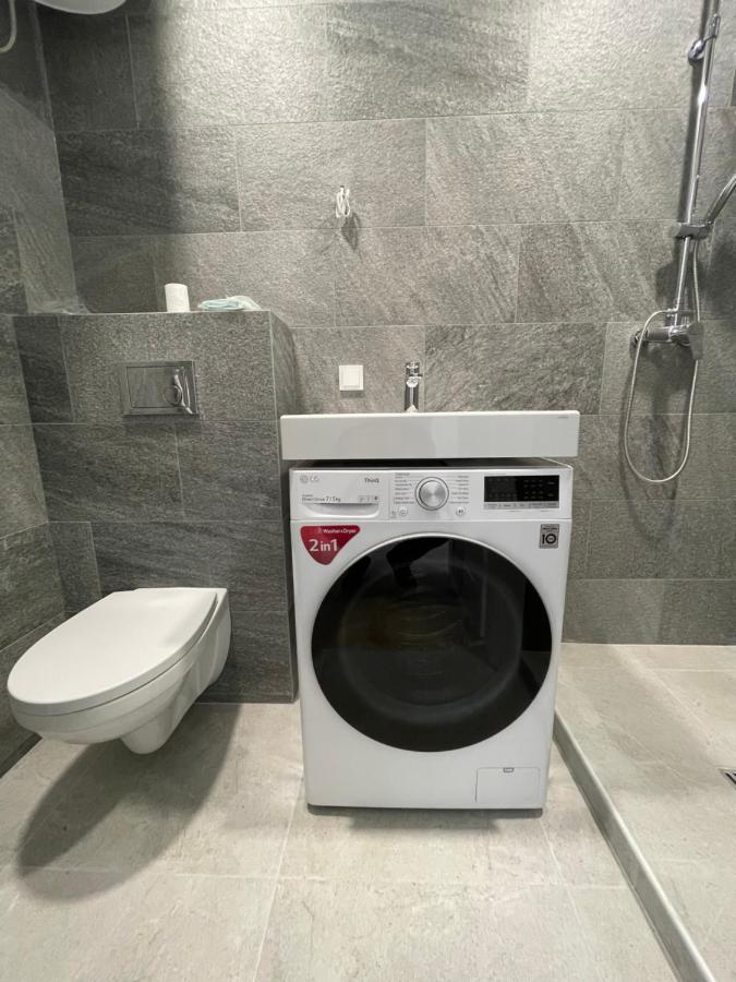 Airport Apartment 22 Self Check-In Vilnius Bagian luar foto