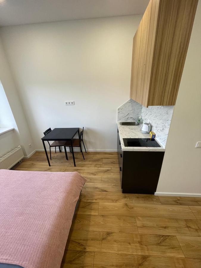 Airport Apartment 22 Self Check-In Vilnius Bagian luar foto